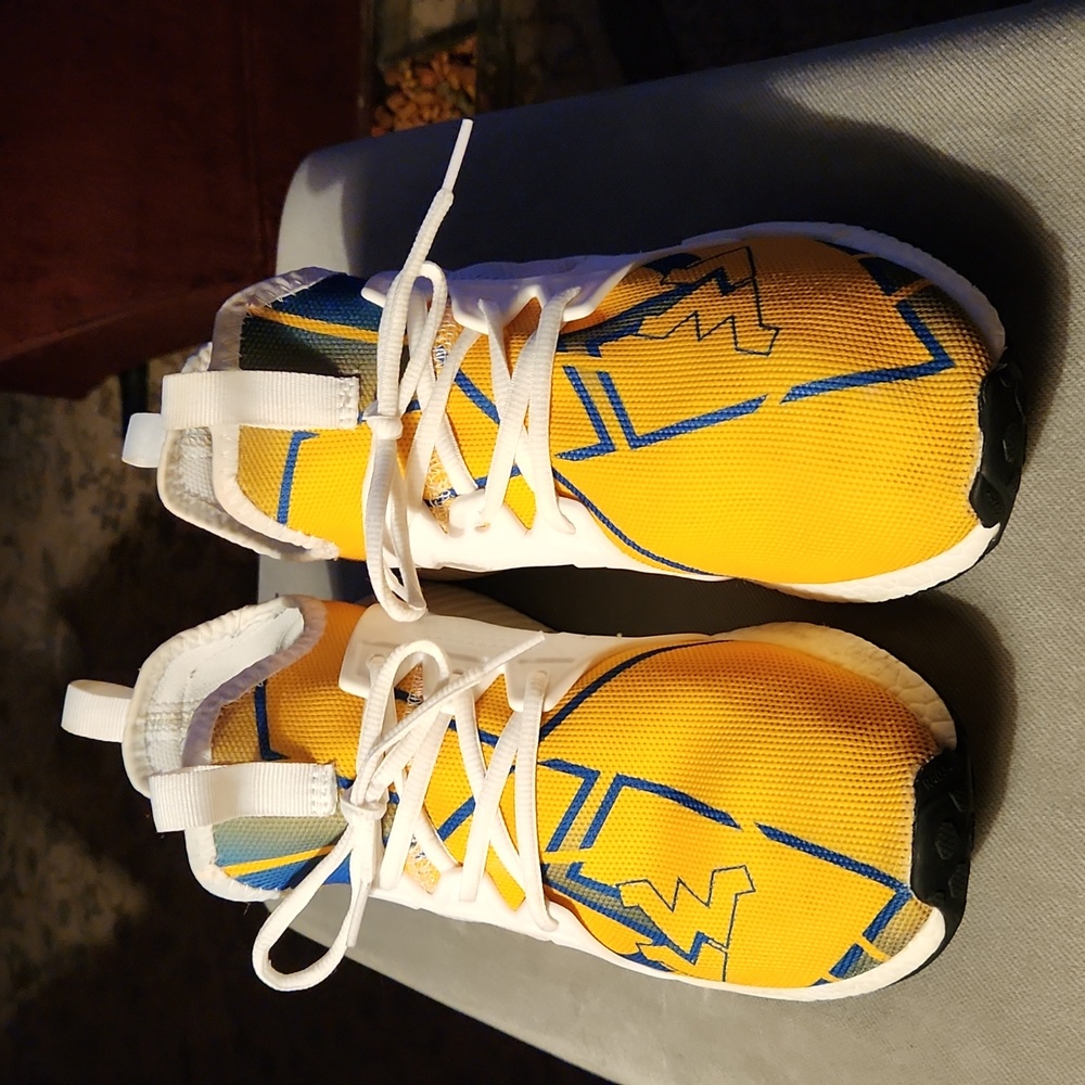 Hey Dudes Men's West Verginia University shoes. yellow and blue with white.